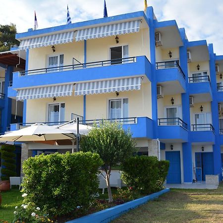 Kangaroo Hotel Mola Kalyva Exteriér fotografie